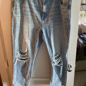 American Eagle Mom Jeans